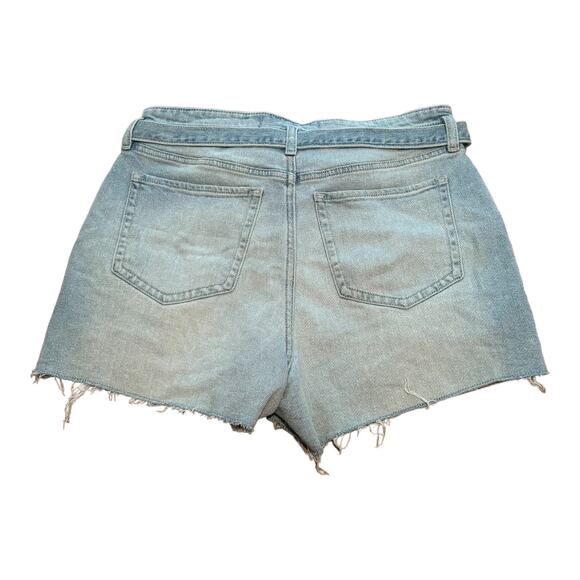 Hollister High Rise Mom Shorts 3" blue denim with belt and buckle size 11 - Picture 6 of 9